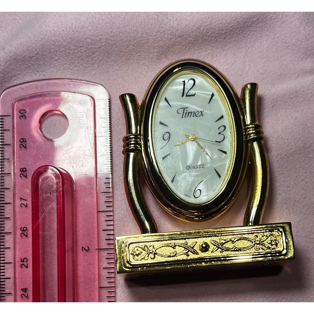 Vintage Timex Vanity Mirror Gold Tone Quartz In Working Condition - Picture 2 of 6